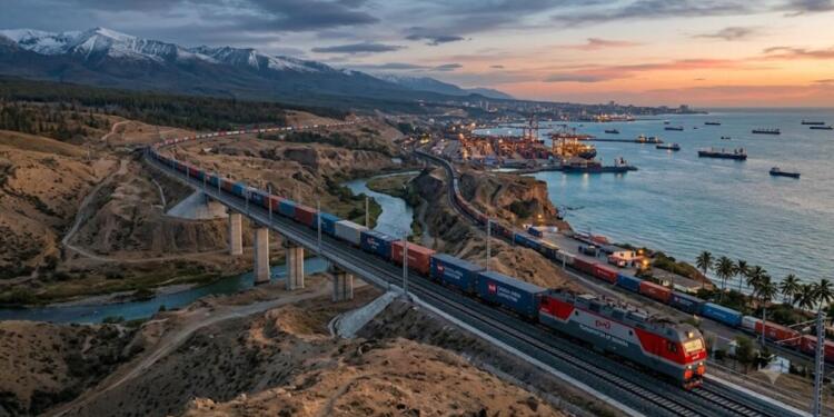 Why Moscow is looking past the sea for a route to India
