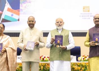 At Kovind Book Launch, Modi Tells Youth to Read Autobiographies: “Shortcut Will Cut You Short”