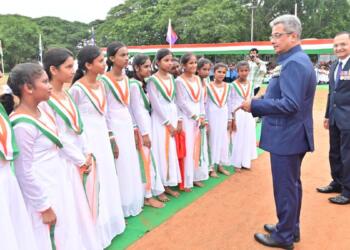 At HSL’s Independence Day event, chairman credits workers over machines