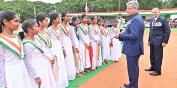 At HSL’s Independence Day event, chairman credits workers over machines