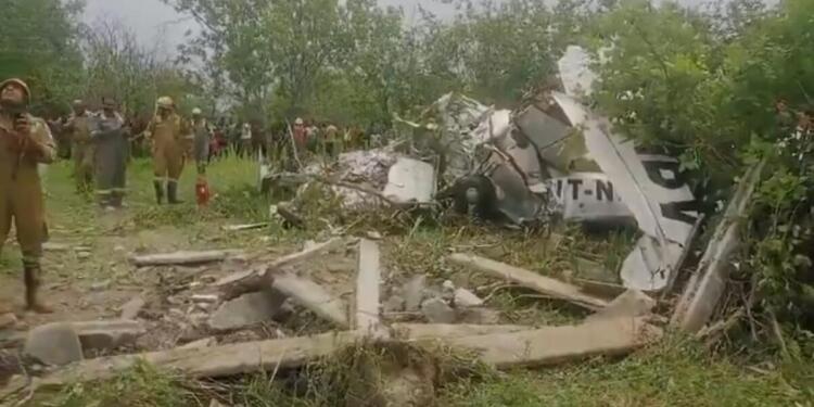 Two Pilots Killed as Training Aircraft Crashes Near Ganga in Kanpur