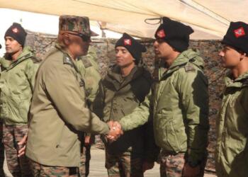 Northern Army Commander Reviews Operational Preparedness Along LAC in Eastern Ladakh