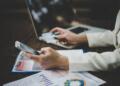 Stock SIP vs Mutual Fund SIP: Benefits & Risks!