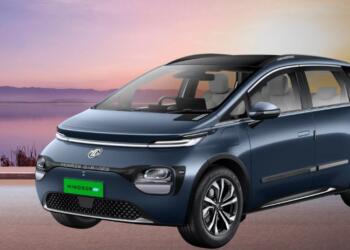 MG Windsor EV: Why Is It a Top-Selling Car in 2026?