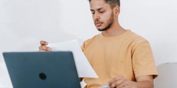 Why Your 20s are the Smartest Time to Buy Term Insurance in India