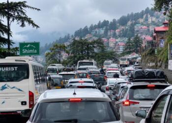 Hills gridlocked: Long weekend rush chokes Shimla, Manali, Mussoorie and Kainchi Dham